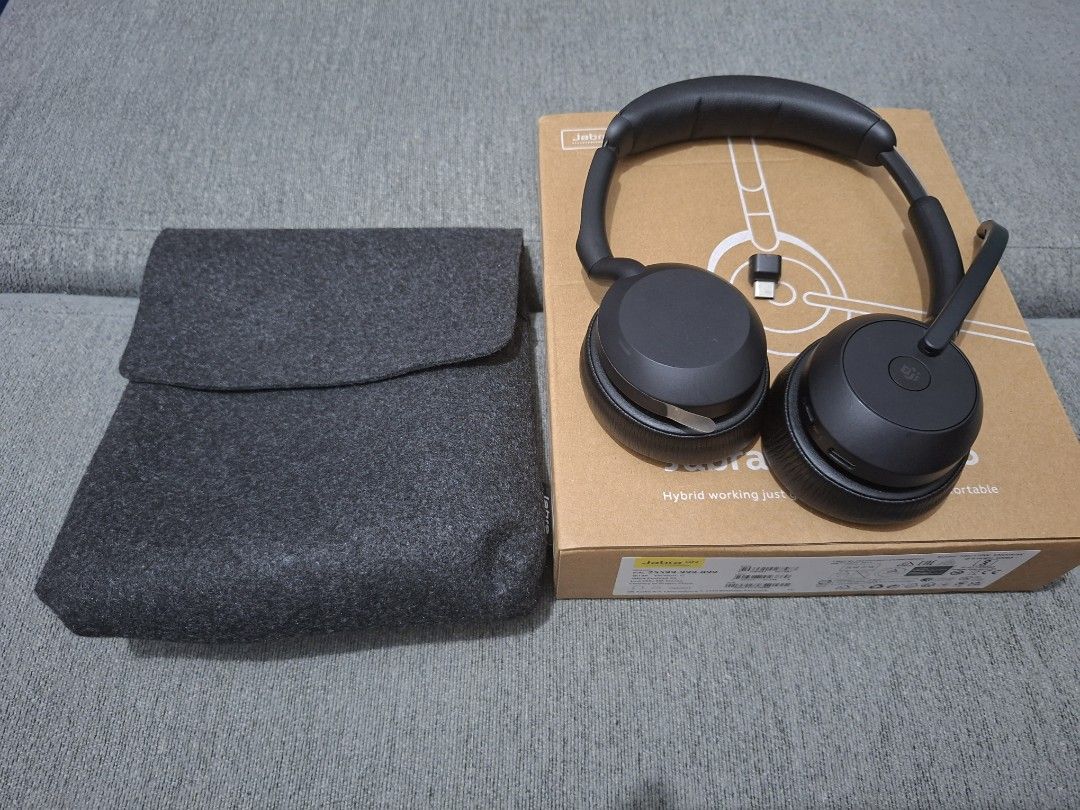 Jabra Evolve2 55 Wireless Stereo Headset (Category: Headphones & Headsets) located in Quezon City. Submitted by sharkspeare (Listing ID 1471022582, Image 2). Description: Selling my Jabra Evolve2 55 Stereo USB-C wireless headset with Link 380 Bluetooth adapter and original carrying pouch. ​Cosmetic Condition: Very well-maintained, clean, and looks great overall (see photos). Earpads and headband are in great shape. ​The Issue: The boom microphone