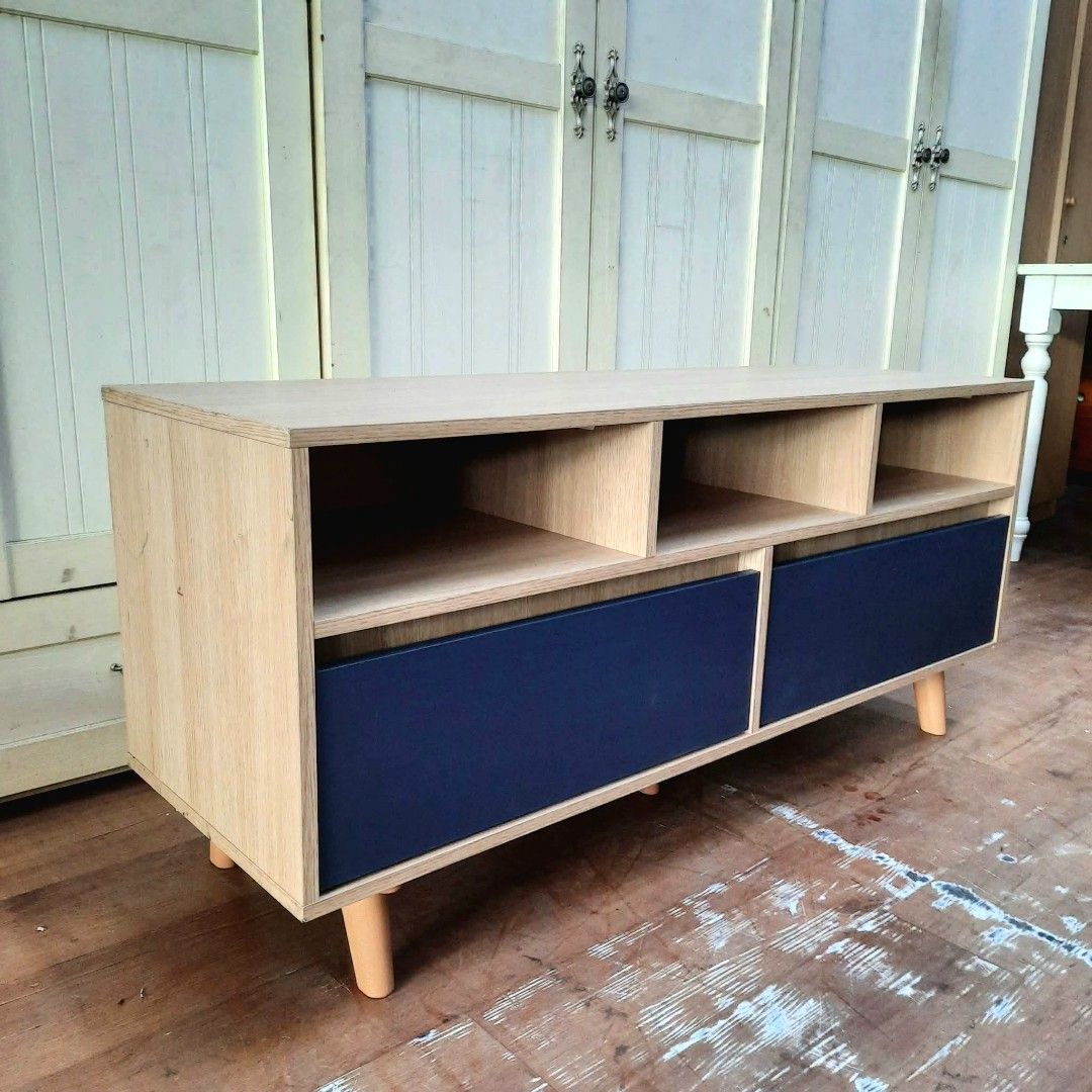 Japan Surplus 55" TV media console (Category: TV Consoles) located in Paranaque City. Submitted by eu.kr.jpsurplus (Listing ID 1471038632, Image 3). Description: 💳 𝐌𝐨𝐝𝐞 𝐨𝐟 𝐏𝐚𝐲𝐦𝐞𝐧𝐭 ✅ QR Ph Credit Card (Visa/MC) ️️✅️ QR Ph SP@yL@ter (Sh0pee) ✅️ GCash ✅ BDO Bank Transfer ✅ BPI Bank Transfer 📍 𝙋𝙖𝙮𝙢𝙚𝙣𝙩 𝙞𝙨 𝙢𝙖𝙙𝙚 𝙪𝙥𝙤𝙣 𝙥𝙞𝙘𝙠-𝙪𝙥 𝙛𝙧𝙤𝙢 𝙪𝙨..