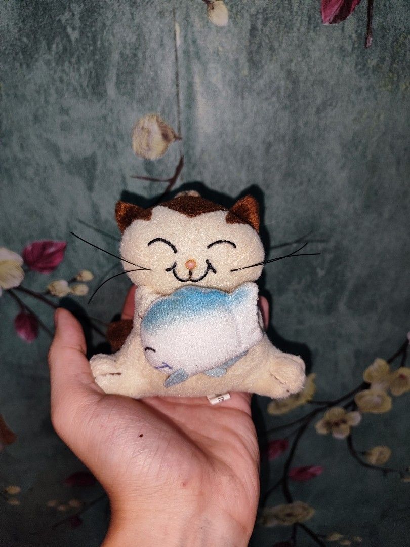 Japanese Sekiguchi Jacob Cat Keychain Plush (Category: Plushies & Soft Toys) located in Quezon City. Submitted by understuffcollectibles (Listing ID 1471066727, Image 1). Description: Size: Small ₱650 + sf Excellent Condition..