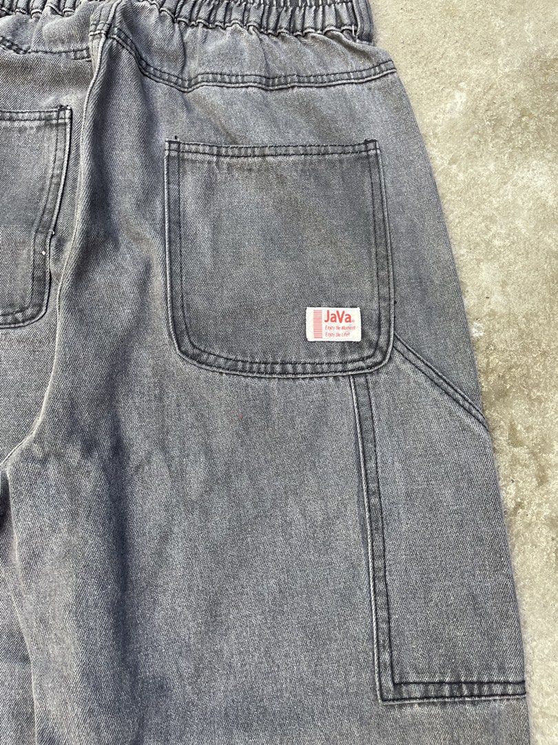 Java Baggy carpenter pants 🛠️ (Category: Jeans) located in Roxas City. Submitted by patch_archive (Listing ID 1471064746, Image 3). Description: Java Baggy carpenter pants 🛠️ 📏 ACTUAL DIMENSION USING INCHES 👖 WAIST : 27-32 👖 LENGTH : 40 👖 THIGH : 13 👖 HEM : 10 👖 FLAWS : NONE 🏷️ PRICE : 700 PHP + SF * MESSAGE ME IF YOU HAVE ANY OTHER QUESTION ABOUT SIZING . 🚚 Local shipping fee ( 70-85 Php) ✈️ International Shipping fee cost “DM” 💳 Mode