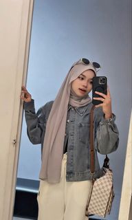 (Category: ) located in . Submitted by bellaswan37 (Listing ID 1470988602, Image 1). Description: .