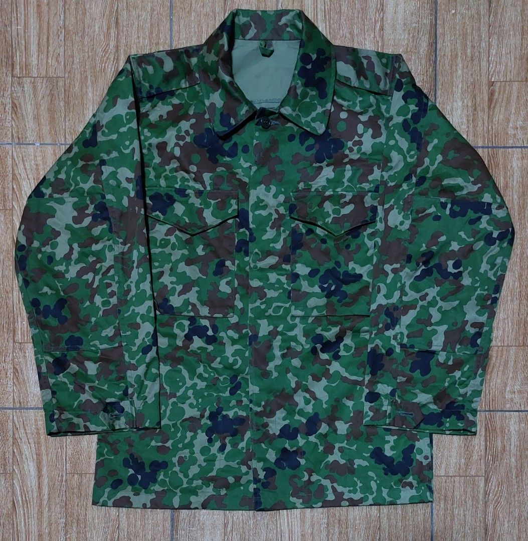 JGSDF Jietai Flecktarn (Category: Coats, Jackets and Outerwear) located in Baguio. Submitted by wagwagan_001 (Listing ID 1471047091, Image 1). Description: bnwot 6A 20.5 x 28.