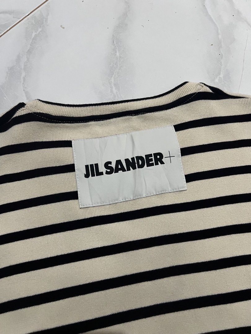 Jil Sander Knitted Stripes T-Shirt (Category: Tshirts & Polo Shirts ) located in Iloilo. Submitted by deric.john93 (Listing ID 1470998251, Image 3). Description: size large 19 width 27 length no flaws like new condition 9.8/10 color rate Authentic/Legit 1500 iloilo city location .
