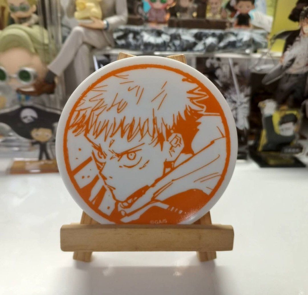 JJK Yuji Itadori Mini ceramic plate display (Category: Figurines & Statues) located in Quezon City. Submitted by ulan_g (Listing ID 1470991402, Image 1). Description: mini ceramic plate display Loc: Quezon City Payment: Gcash Delivery via: J&T, LBC, lalamove. Buyer shoulders shipping fee..