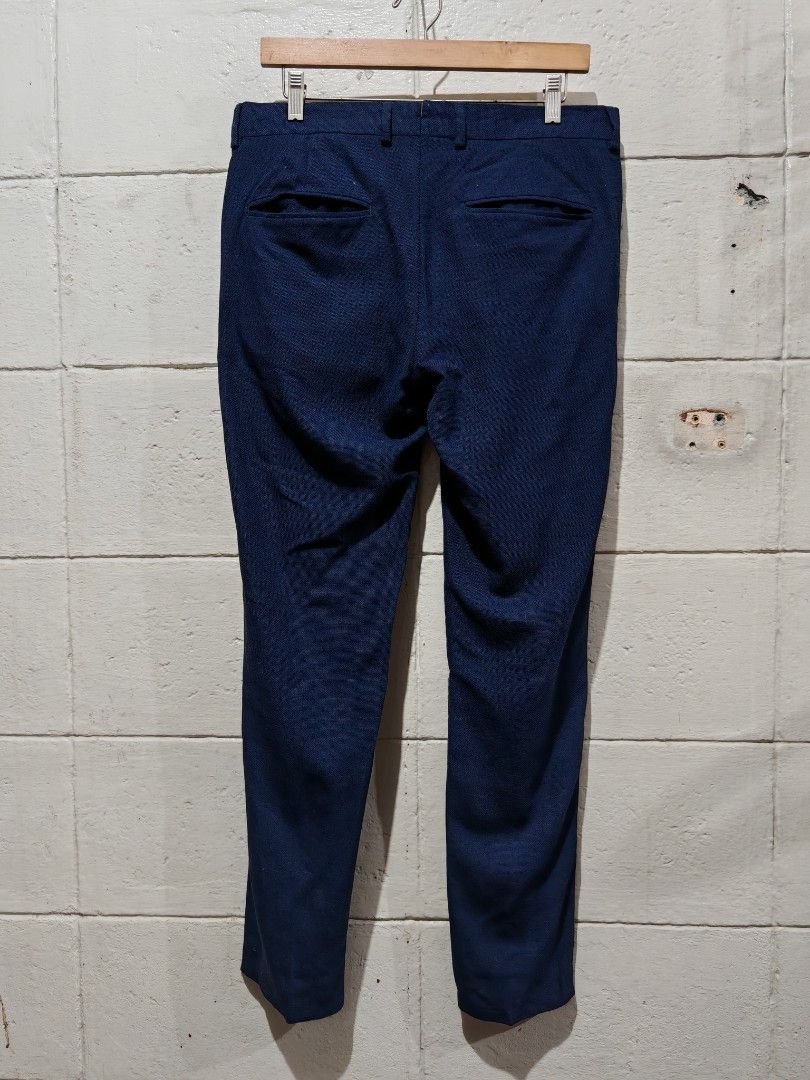 j.lindeberg TROUSER PANTS (Category: Trousers) located in Makati City. Submitted by kuya_uwi_kana (Listing ID 1471046938, Image 2). Description: J.LINDEBERG WAIST - 16.5 FRONT RISE - 12 INSEAM - 30.5 OUTSEAM - 39.5 LEG OPENING - 6.5.