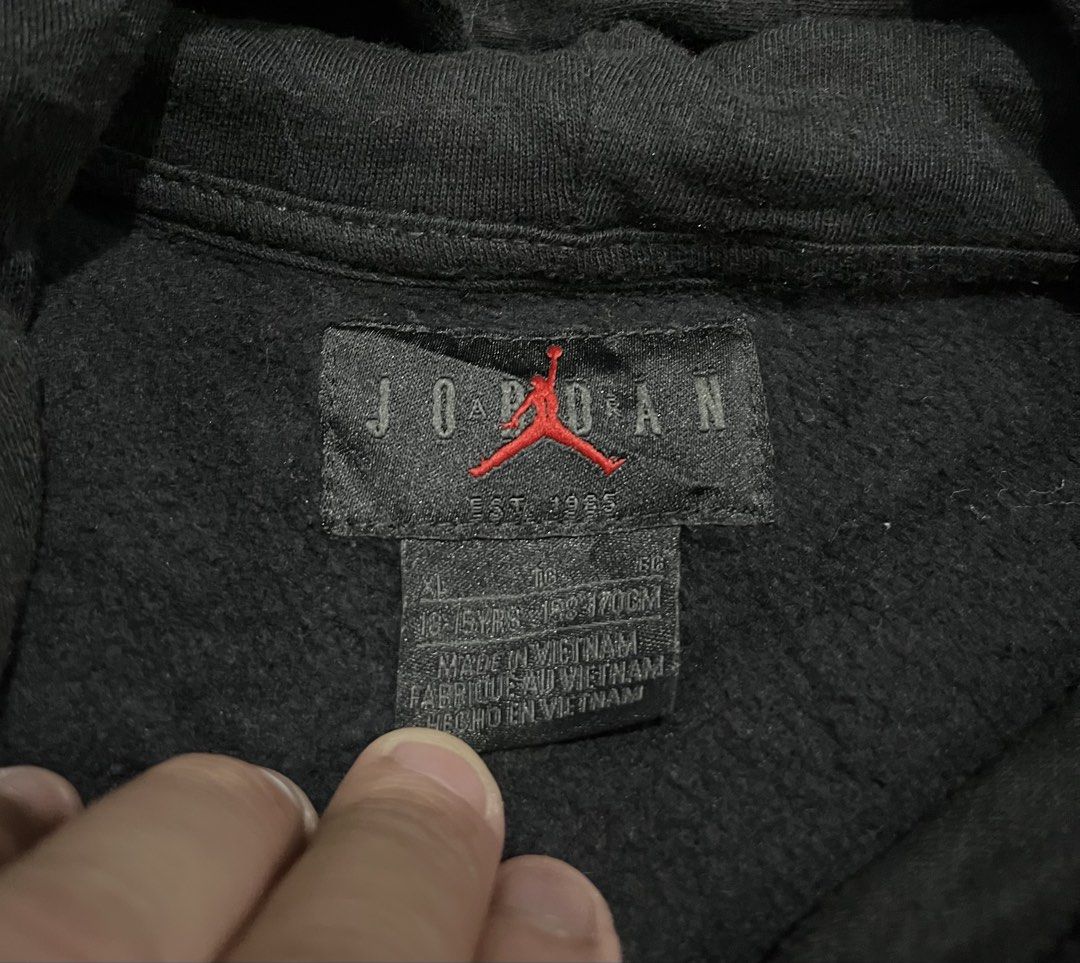 JORDAN (Category: Coats, Jackets and Outerwear) located in Kabankalan. Submitted by miaangelar73343 (Listing ID 1471060818, Image 3). Description: .