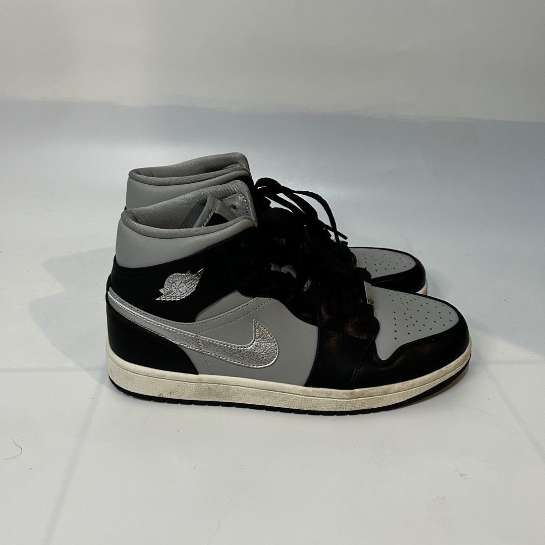 Jordan 1 (Category: Sneakers) located in Iloilo. Submitted by shapatos_12 (Listing ID 1471002347, Image 1). Description: .