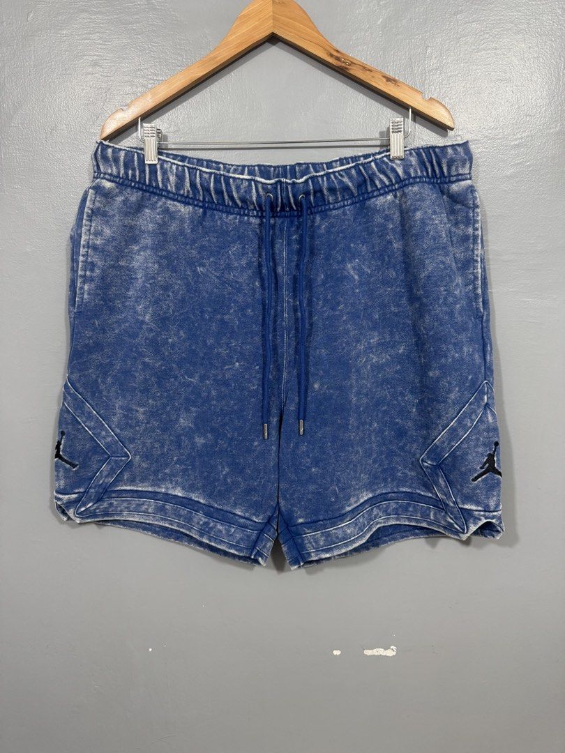 Jordan - Diamond Washed Denim Short (Category: Shorts) located in Manila. Submitted by sophisticatedgoons (Listing ID 1471070668, Image 1). Description: Jordan Diamond Washed Denim Short Size: 3XL fit to 2XL also Very good condition No issue Waistline: 36 - 42 (Garter stretchable) Length: 20" inches (Knee or above the knee level).