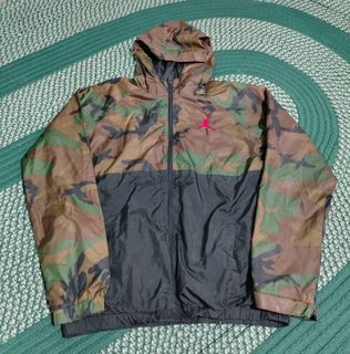 (Category: ) located in . Submitted by thrifteditem (Listing ID 1470975283, Image 1). Description: .