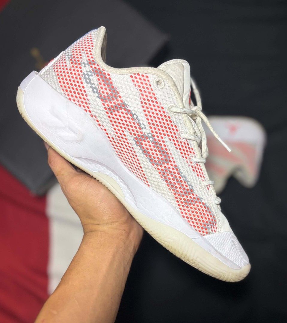 JORDAN LUKA 77 (Category: Activewear) located in Manila. Submitted by silverriverside (Listing ID 1470967092, Image 3). Description: JORDAN LUKA 77 SIZE 9 NO ISSUE.