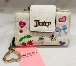 (Category: ) located in . Submitted by thesouthbeachedit (Listing ID 1470966357, Image 1). Description: .
