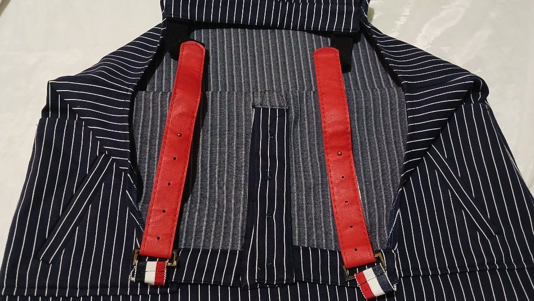 Jumper with Red Straps (Category: Looking For) located in Taguig. Submitted by miss_rein (Listing ID 1470940548, Image 3). Description: White longsleeves is NOT included. Jumper lang po..