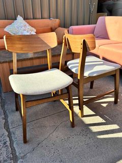 (Category: ) located in . Submitted by priceworthfurniture (Listing ID 1471109250, Image 1). Description: .