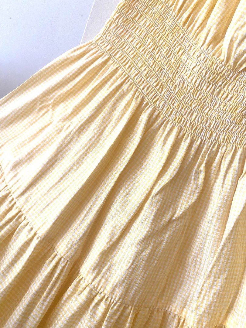 Kamiseta Yellow Dress (Category: Dresses) located in Muntinlupa City. Submitted by aubreyraven (Listing ID 1470978475, Image 2). Description: Used twice.