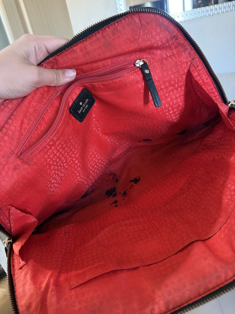 Kate Spade Bag (Category: Shoulder Bags) located in Manila. Submitted by kluvs2declutter (Listing ID 1471015968, Image 3). Description: KATE SPADE WELLESLEY FLORAL PURSE — rfs: declutter —issue: natapunan ng ink inside .