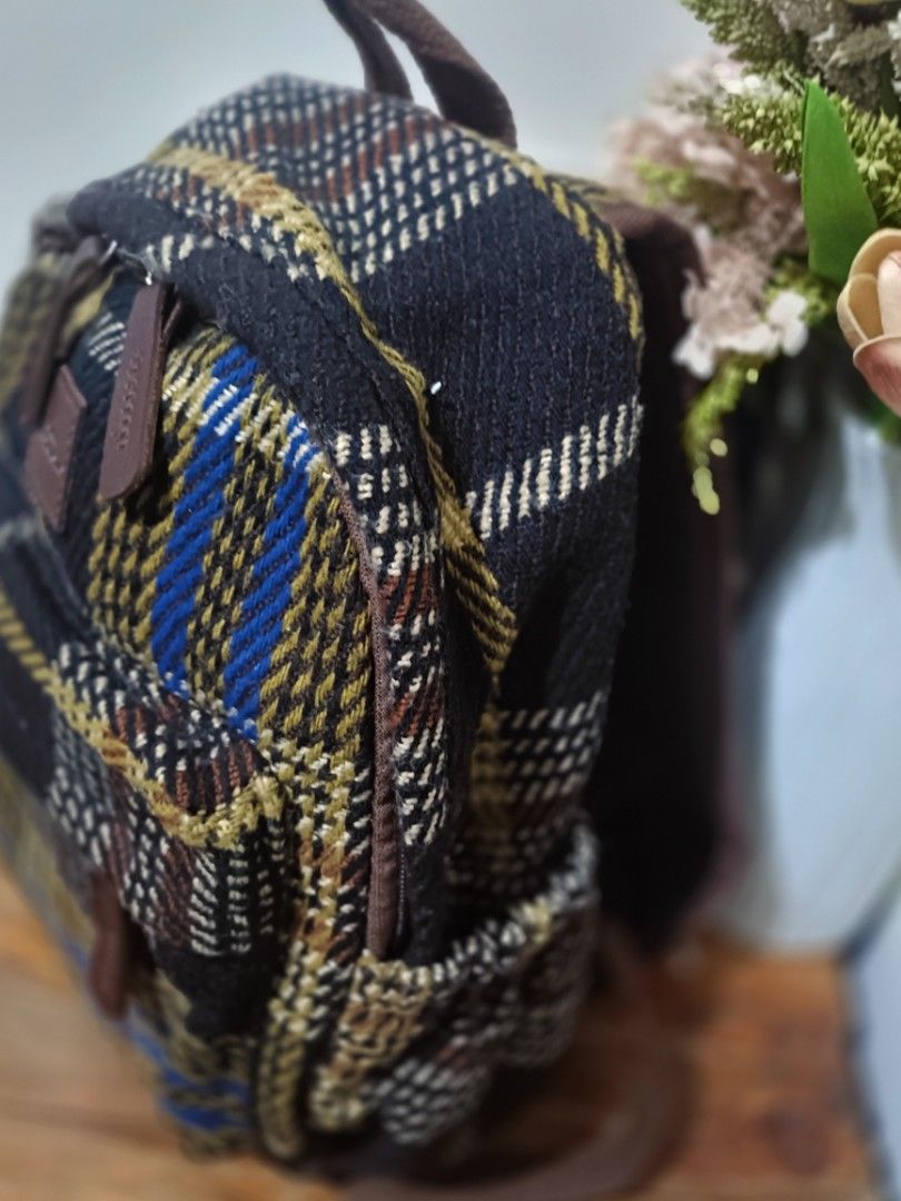 KDMild Backpackpack Bag (Category: Backpacks) located in Bocaue. Submitted by bags.and.beyond (Listing ID 1471109614, Image 3). Description: Small, fits notebook Thick & sturdy In great condition.