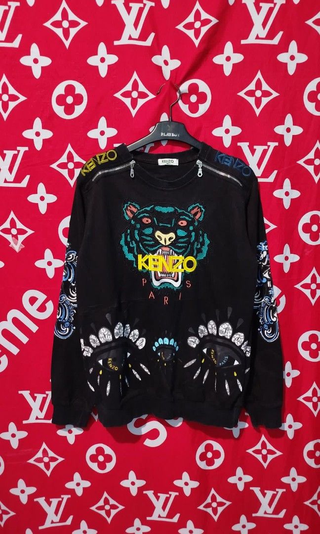 KENZO SWEATSHIRT EMBROIDERED (Category: Longsleeves) located in Manila. Submitted by real_rnt01 (Listing ID 1471067616, Image 1). Description: KENZO EMBROIDERY LOGO GOOD CONDITION DIMES 27/21 COLOR RATE 9.5/10 NO ISSUE ❌❌ LOC NOVALICHES QC AREA 📥📩📥 1K.