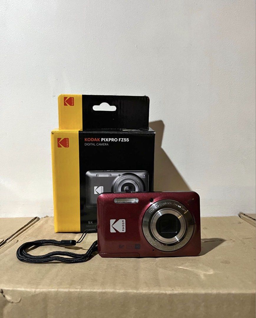 KODAK PIXPRO FZ55 (Category: Cameras) located in Manila. Submitted by kaila_delga (Listing ID 1470955601, Image 2). Description: KODAK PIXPRO FZ55 7,500 only comes with box , memory card free recipt and everything reservation must be made before meet up or delivery kindly read description , auto ignore if ndi nag babasa ng maayo ty tia..