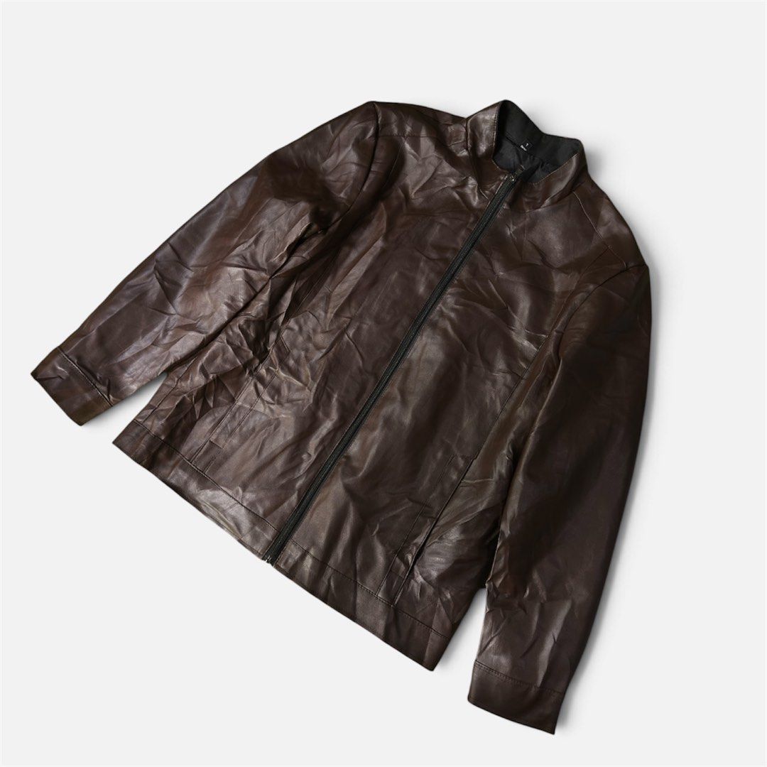 Korean Brown Faux Leather Zip-Up Jacket (Category: Coats, Jackets and Outerwear) located in Cagayan de Oro. Submitted by caspian_thrift (Listing ID 1471014503, Image 2). Description: 21x26.8 Excellent Condition No Issue.