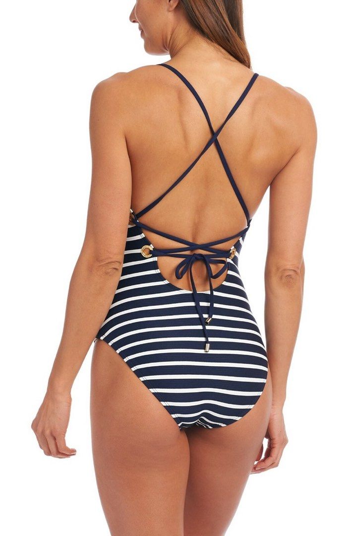 La blanca med (Category: Bikinis & Swimsuits) located in Malabon City. Submitted by lheithriftshop (Listing ID 1471042125, Image 2). Description: .