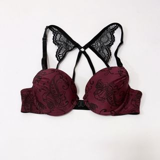 (Category: ) located in . Submitted by k_intimates (Listing ID 1471101716, Image 1). Description: .