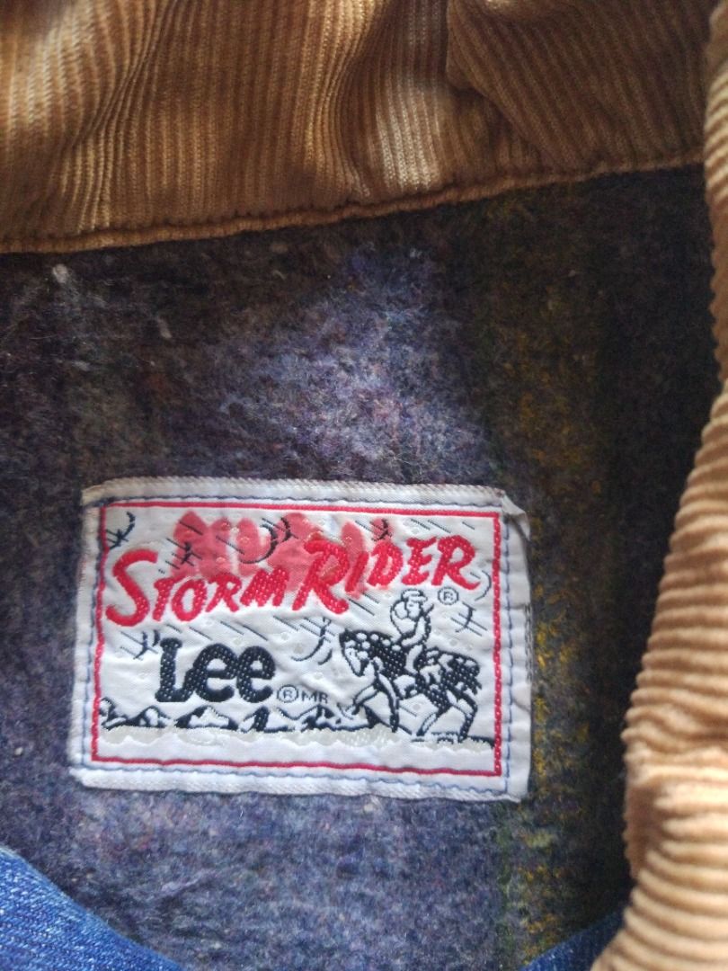 Lee Stormrider Lined Jacket M (Category: Coats, Jackets and Outerwear) located in Pasay City. Submitted by denimdude.ph (Listing ID 1471048172, Image 3). Description: looks vintage no size tag, fits medium repaired button hole, 2nd to last pic sleeve distressing, last pic.