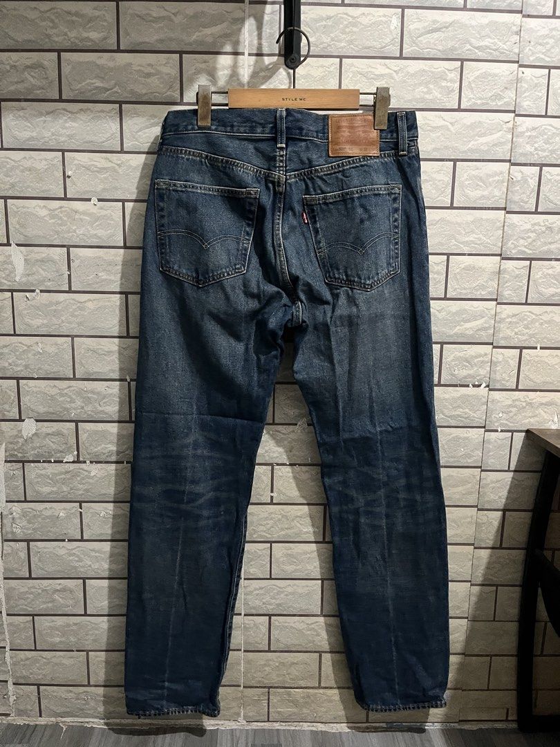 Levi's 501 '54 Jeans W32 L32 (Category: Jeans) located in Manila. Submitted by kuya_erick62 (Listing ID 1470963688, Image 2). Description: - Brand: Levi's 501 '54 - Wash: Medium blue with natural fading and whiskers - Size: W32 L32 - Details: Button fly, classic 5-pocket design, branded leather patch, and red tab - Condition: Clean, well-maintained.
