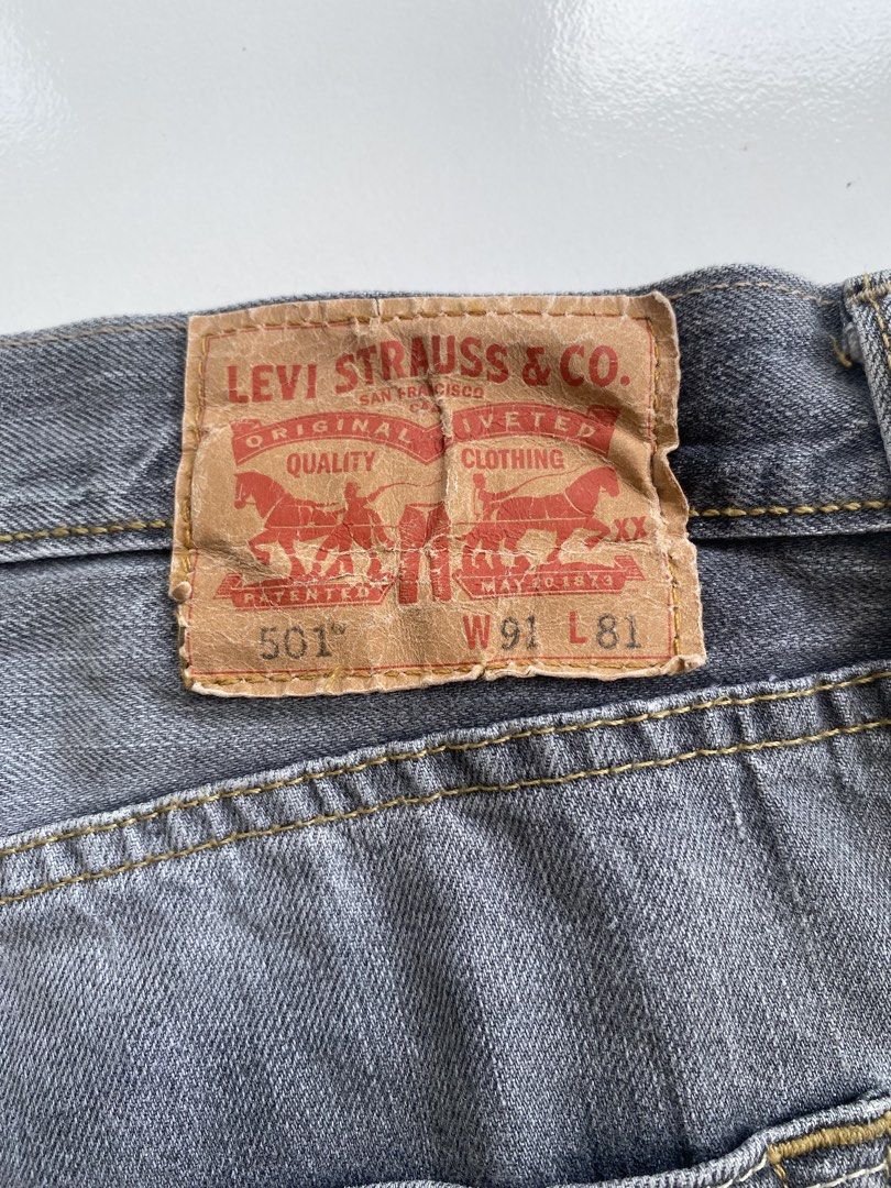 Levi’s 501 Shorts (Category: Shorts) located in Cagayan de Oro. Submitted by lanzobear (Listing ID 1470960262, Image 3). Description: W 36 L 32.