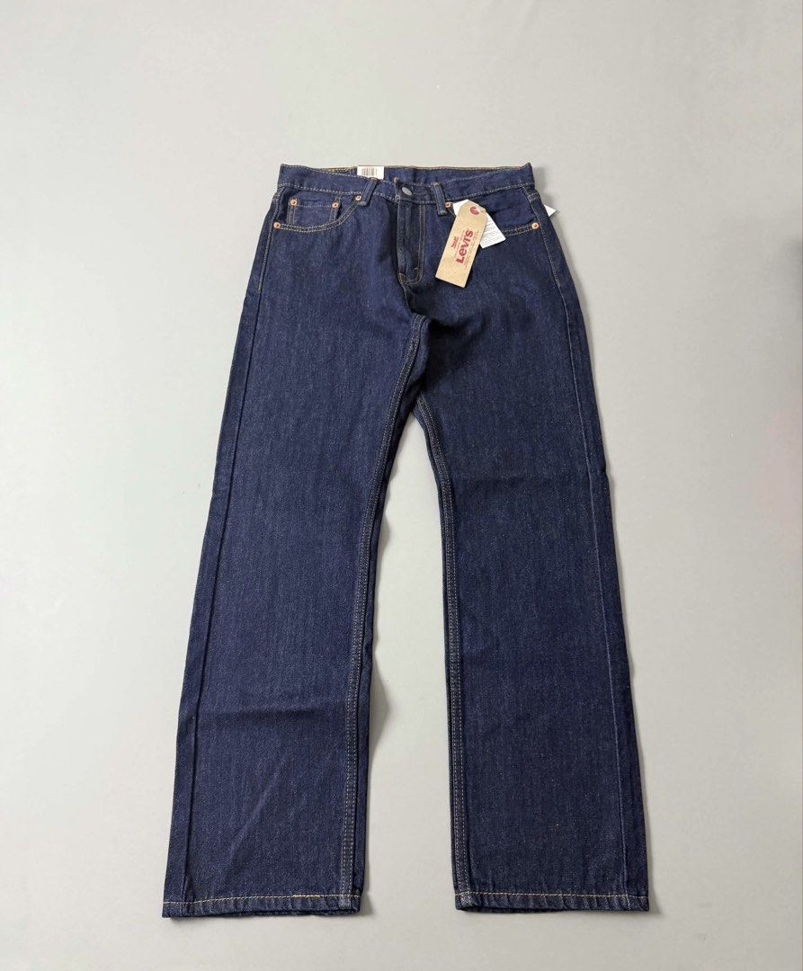 LEVIS 505 REGULAR BRANDNEW JEANS (Category: Jeans) located in Guagua. Submitted by sweetboyy (Listing ID 1470983331, Image 1). Description: LEVIS 505 REGULAR BRANDNEW JEANS EXCELLENT CONDITION SIZE 30 ON TAG DIMES: WAISTLINE 30-32 / LENGTH 40 / LEG OPENING 8.5.