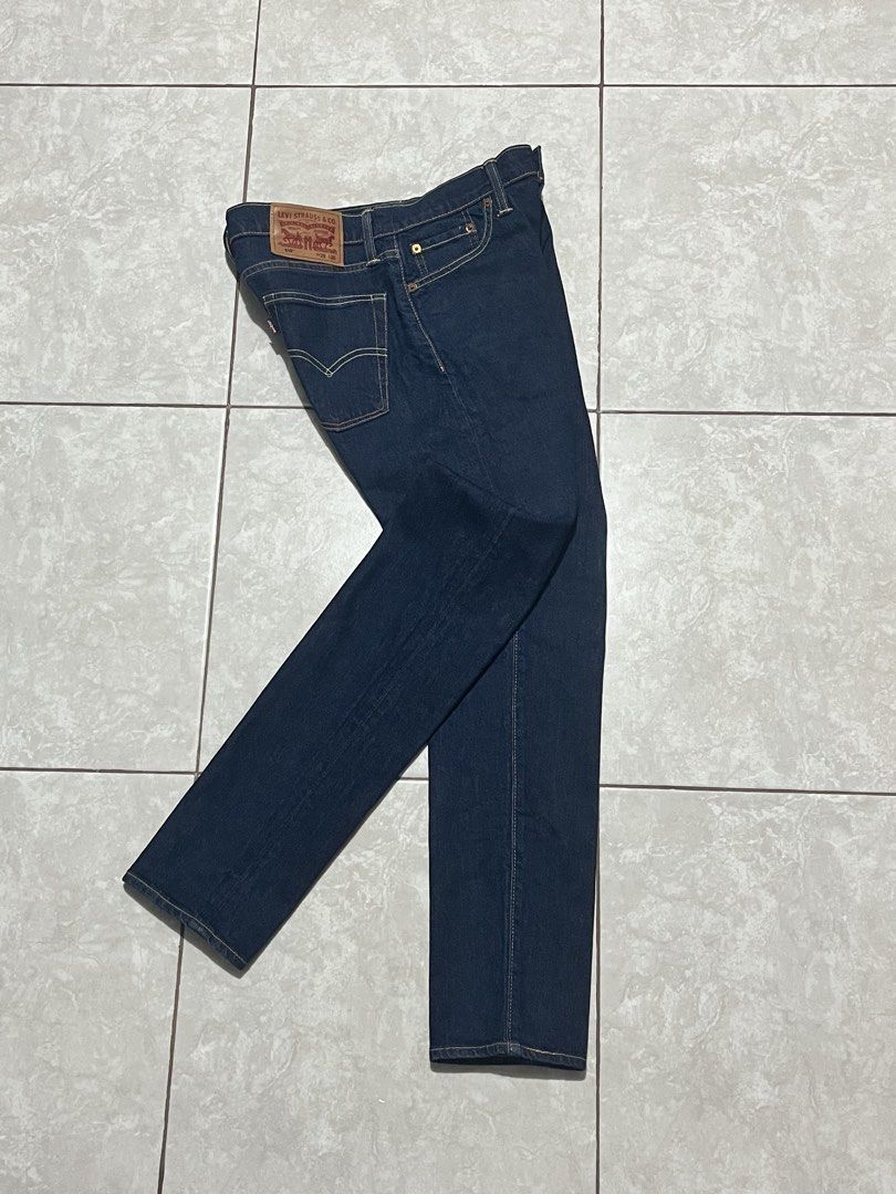 Levi’s 510 Leather Patch (Category: Jeans) located in Manila. Submitted by nycts (Listing ID 1471039524, Image 2). Description: Levi’s 510 Leather Patch Actual Waist 30 Length 39.5 Hem 6 Like new Skinny Fit Slightly Stretch Dark Indigo Product color may slightly vary due to photographic lighting‼️ Courier: J&T Mode of payment: Gcash / PayMaya / Gotyme Direct message if interested 📩.