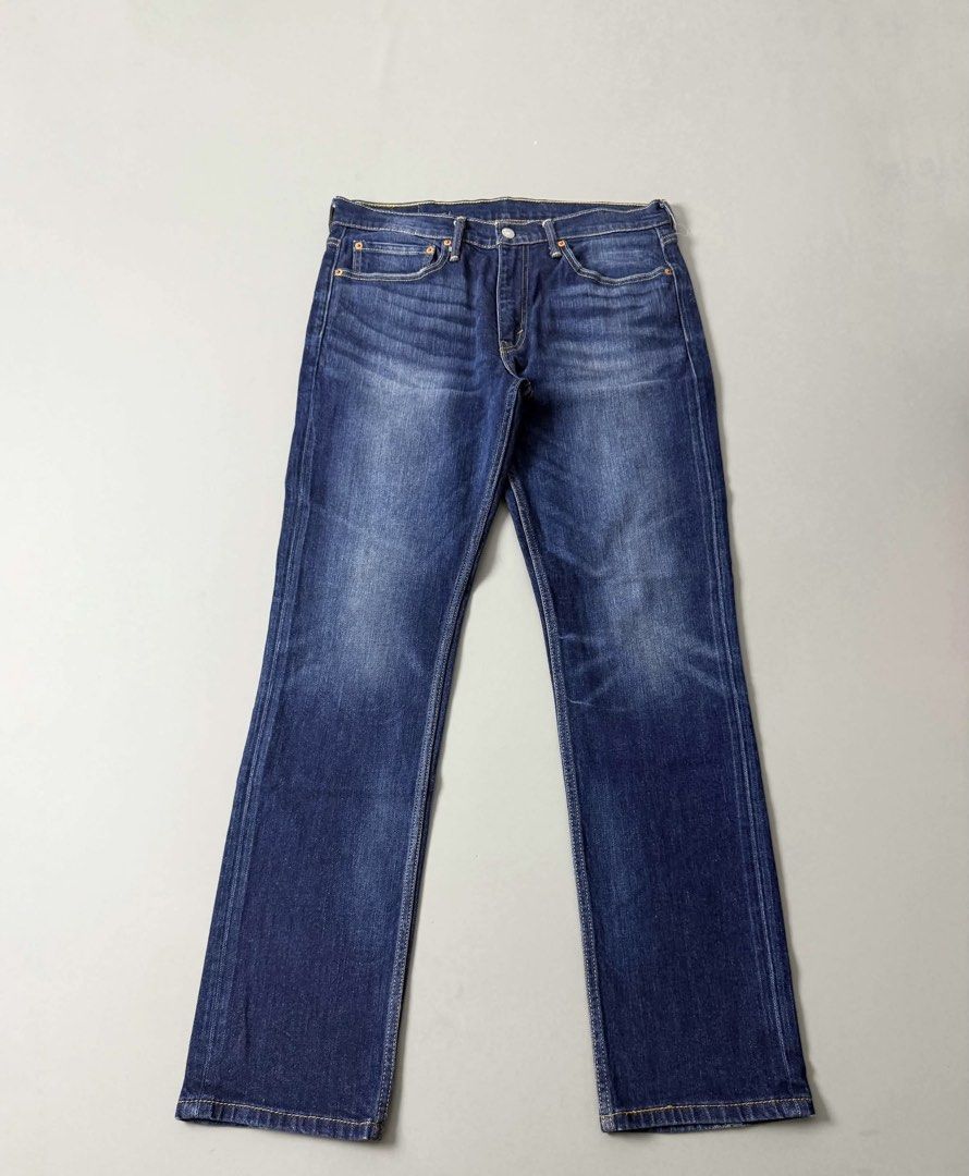 LEVI’S 511 SLIM JEANS (Category: Jeans) located in Guagua. Submitted by sweetboyy (Listing ID 1470985435, Image 1). Description: LEVI’S 511 SLIM JEANS EXCELLENT CONDITION SIZE 34 ON TAG DIMES: WAISTLINE 34-35 / LENGTH 41 / LEG OPENING 7.