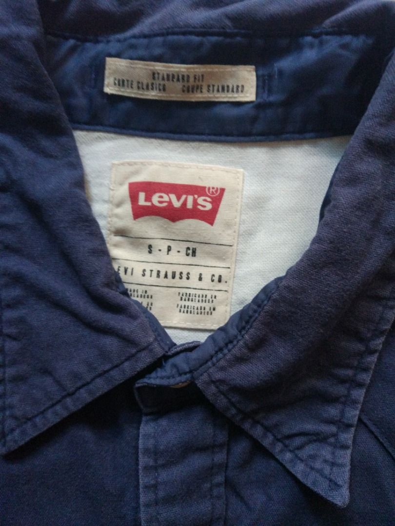 Levis Blue Western Longsleeve S (Category: Formal Shirts) located in Pasay City. Submitted by denimdude.ph (Listing ID 1471039431, Image 3). Description: light fade at collar, last pic.
