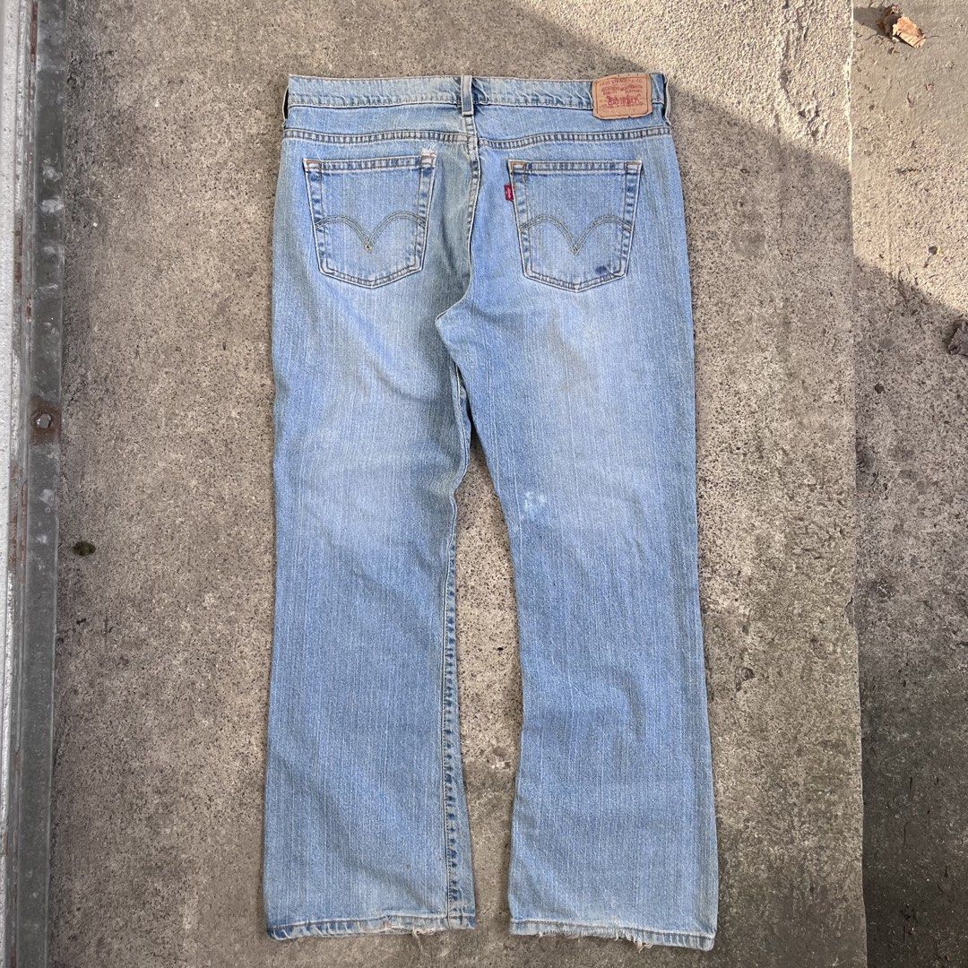 Levi’s Boot Cut (Category: Jeans) located in Nagcarlan. Submitted by swiftgem-d189 (Listing ID 1471043553, Image 2). Description: Pm for more details!.
