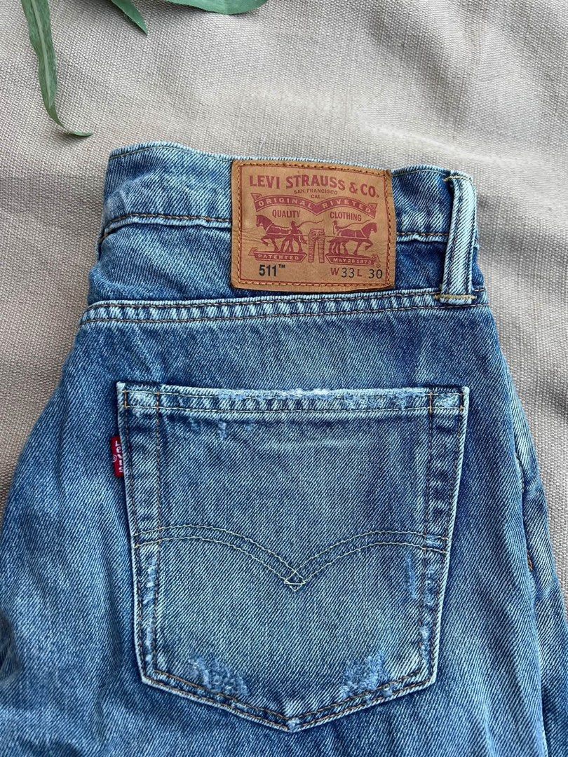 Levis Denim Shorts size 33” Length 17 ” (Category: Shorts) located in Pili. Submitted by thankyounext_bicol (Listing ID 1471078650, Image 2). Description: Great quality original Levis denim shorts Code 511 Shipping via J&T Pickup near Robinsons Naga.