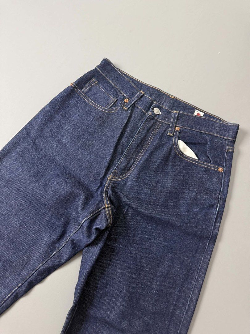 LEVIS JAPAN SELVEDGE JEANS (Category: Jeans) located in Guagua. Submitted by sweetboyy (Listing ID 1470980588, Image 2). Description: LEVIS JAPAN SELVEDGE JEANS EXCELLENT CONDITION SIZE 29 ON TAG DIMES: WAISTLINE 29-30 / LENGTH 37 / LEG OPENING 7.