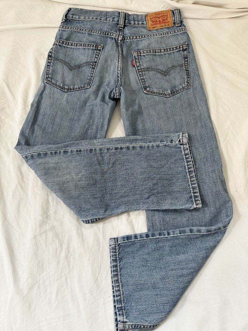 Levis 25-26 Straight cut jeans (Category: Jeans) located in Manila. Submitted by vintageprelovedjapan (Listing ID 1470947487, Image 1). Description: Levis Jeans Staight cut 25-26.