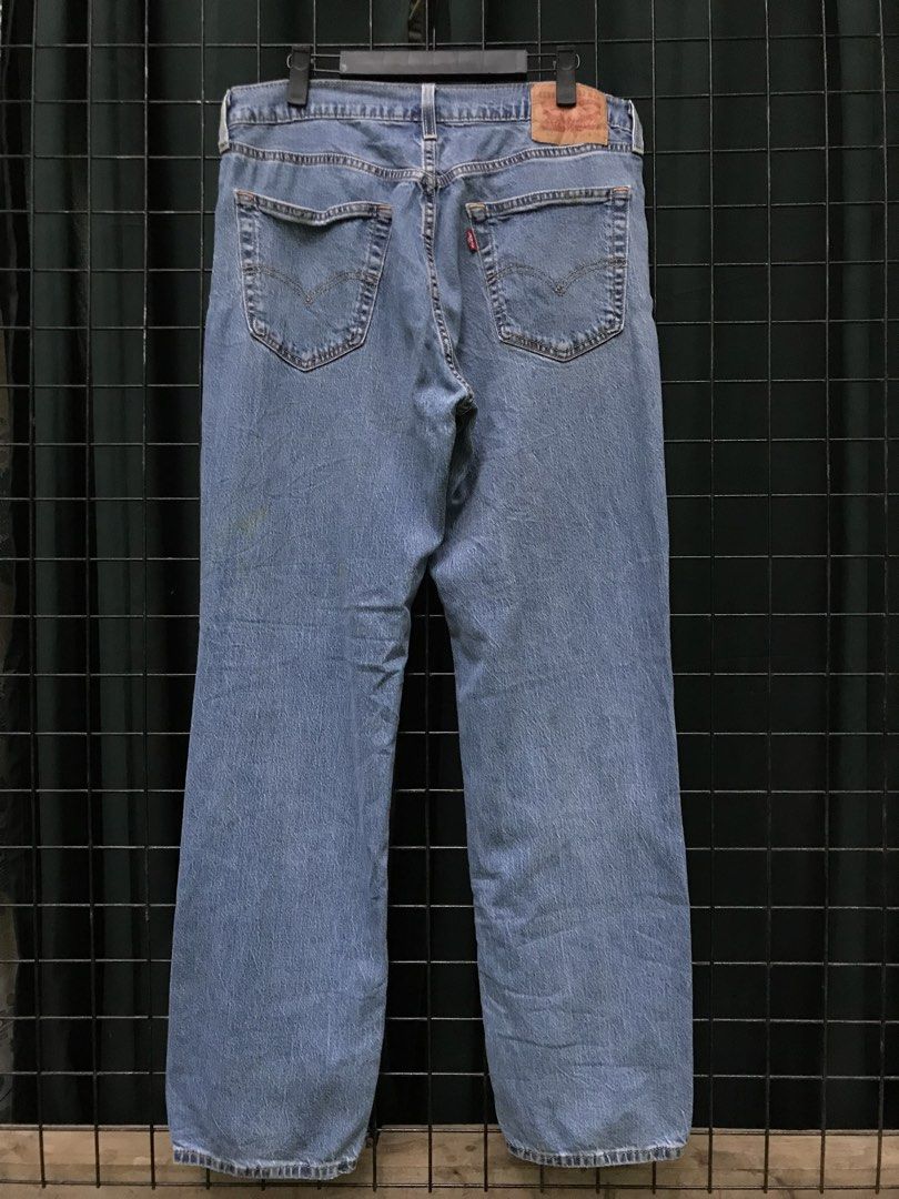 LEVIS STRAIGHT CUT 514 (Category: Jeans) located in Salug. Submitted by bagdoi_finds (Listing ID 1471061681, Image 1). Description: .