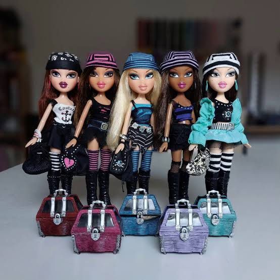LF: Bratz Treasures (Category: Kids Toys) located in Zamboanga. Submitted by odd.prettyprincess (Listing ID 1470984453, Image 1). Description: .