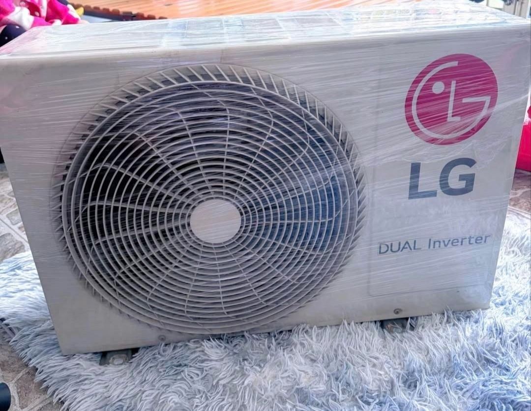 Lg 1hp dual inverter split type aircon with remote (Category: Air Conditioning and Heating) located in Santa Rosa. Submitted by catherinepillada002 (Listing ID 1471056775, Image 2). Description: no issue or repaur Pick-up only Starosa bayan Shipping ok.
