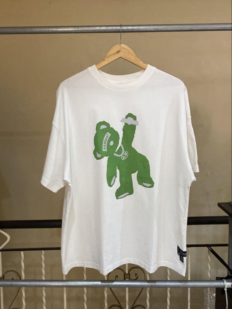 Lilbetter White T-Shirt Size L 175/96A (Category: Tshirts & Polo Shirts ) located in Rizal. Submitted by channzy (Listing ID 1471069641, Image 1). Description: - Brand: Lilbetter - Color: White (solid) - Size: L (fits 175/96A) - Condition: Brand new with tags (BNWT), never worn out - Style: Crew neck, short sleeve casual tee - Perfect for everyday wear and easy to match.