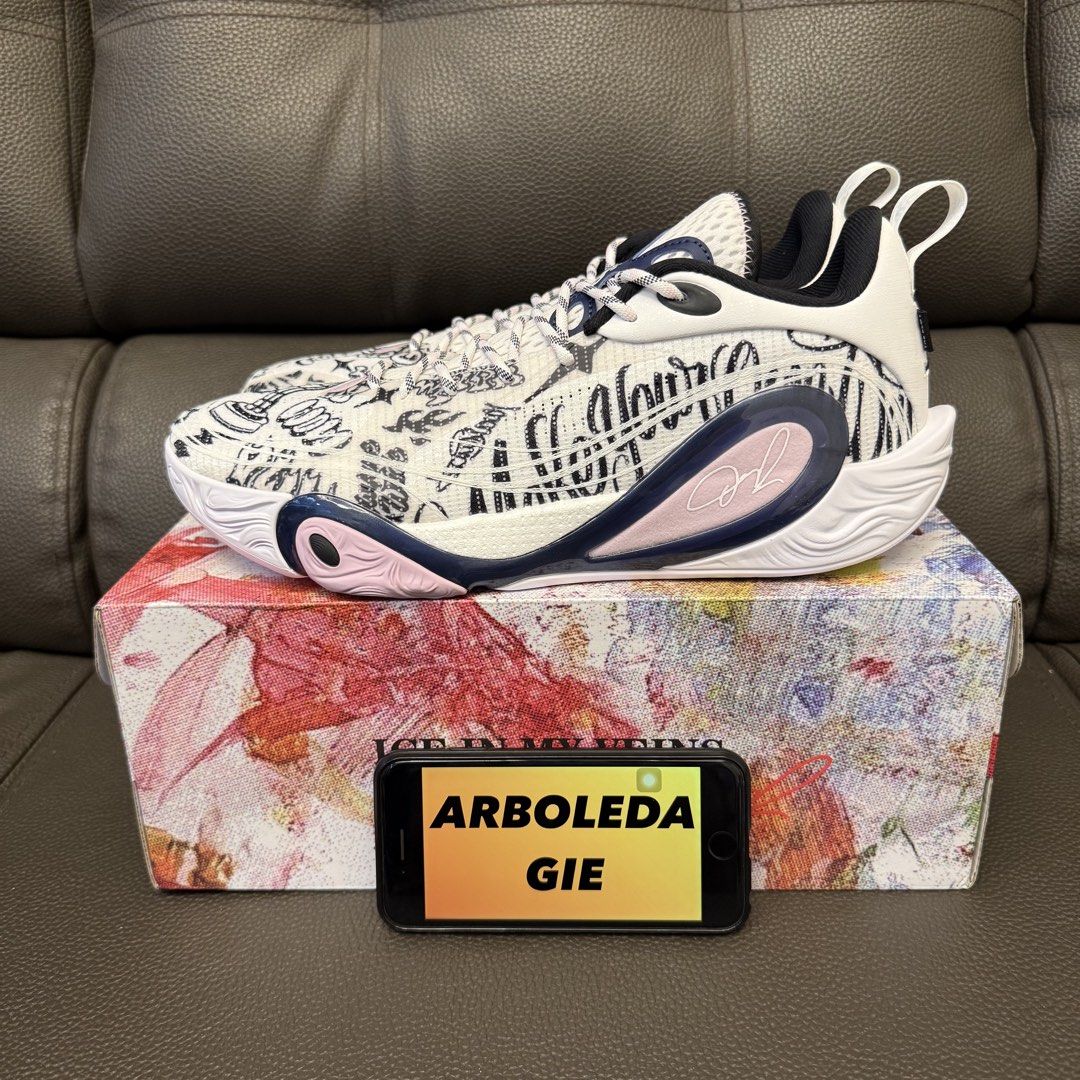 Lining Wade Dlo 1 (Category: Sneakers) located in Quezon City. Submitted by giearboleda (Listing ID 1471093385, Image 2). Description: lining wade dlo 1 size 10.5us 3,495php brandnew w box novaliches qc loc.