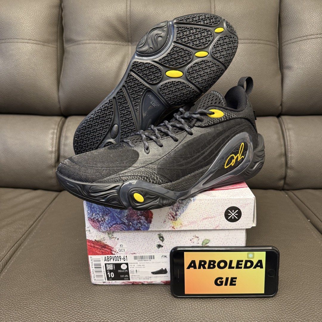 Lining wade DLO 1 (Category: Sneakers) located in Quezon City. Submitted by giearboleda (Listing ID 1471093590, Image 1). Description: Lining Wade Dlo 1 size 10us mens 3,995php brandnew w box novaliches qc loc.