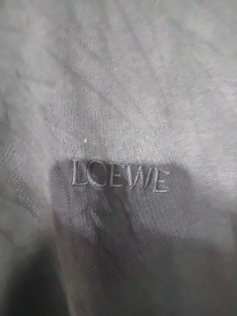 LOEWE BLACK TSHIRT SIZE 2XL - 3XL (Category: Tshirts & Polo Shirts ) located in General Mariano Alvarez. Submitted by adonid (Listing ID 1471022726, Image 3). Description: LOEWE BLACK TSHIRT SIZE 2XL - 3XL SIGN OF USAGE LOC. GMA CAVITE PHP 400.