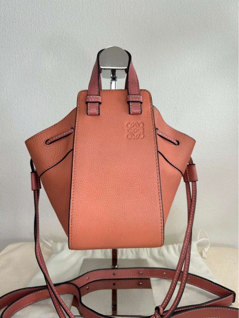 Loewe Hammock Drawstring Mini (Category: Luxury Bags & Wallets) located in Manila. Submitted by kkmallari (Listing ID 1471026107, Image 1). Description: Loewe Hammock Mini Calfskin Leather Lightly used Comes with dust bag Can do meet ups Also grab/lalamove RFS: not using it anymore :( .