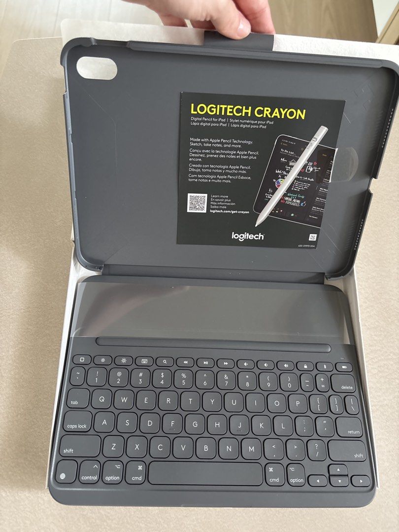 Logitech Slim Folio Keyboard Case for iPad 10th Gen, Mobile Phones ...