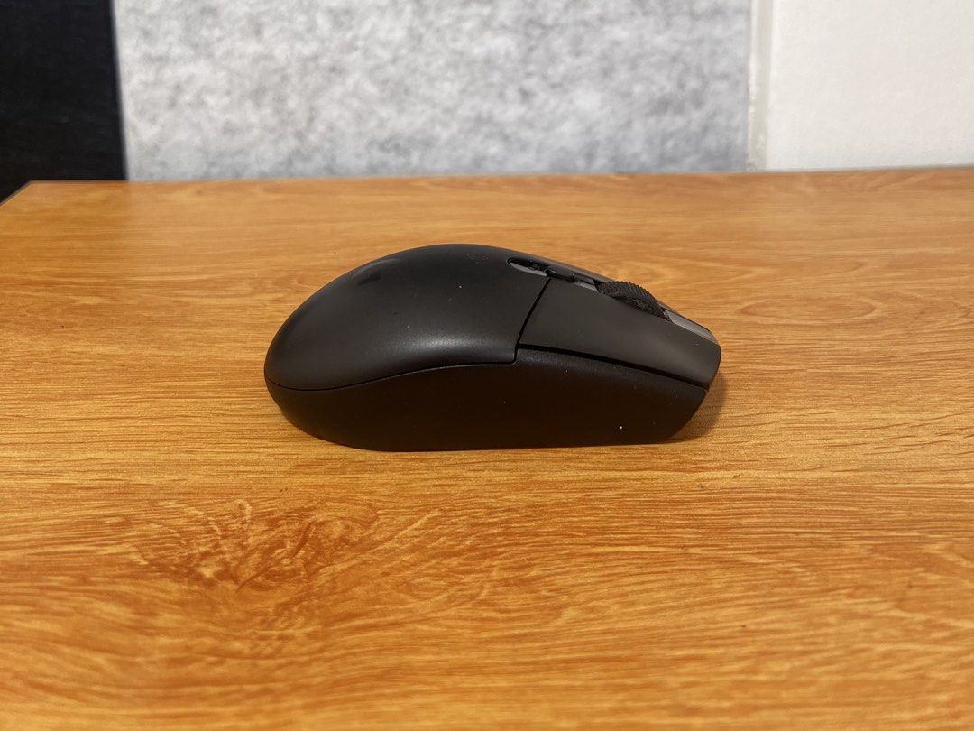 Logitech Wireless G304 Lightspeed Gaming Mouse (Category: Mouse & Mousepads) located in Imus. Submitted by fastcloud222 (Listing ID 1470969726, Image 3). Description: FOR SALE: Logitech Wireless G304 Lightspeed Gaming Mouse •800PHP •complete box w/ receipt •properly working •no issue Freebies: •Inplay BK680 RGB Gaming Keyboard > no issue > all keys working •2pcs Duracell AA batteries RFS: reverting back to wired Meet Up within Lancaster New City.