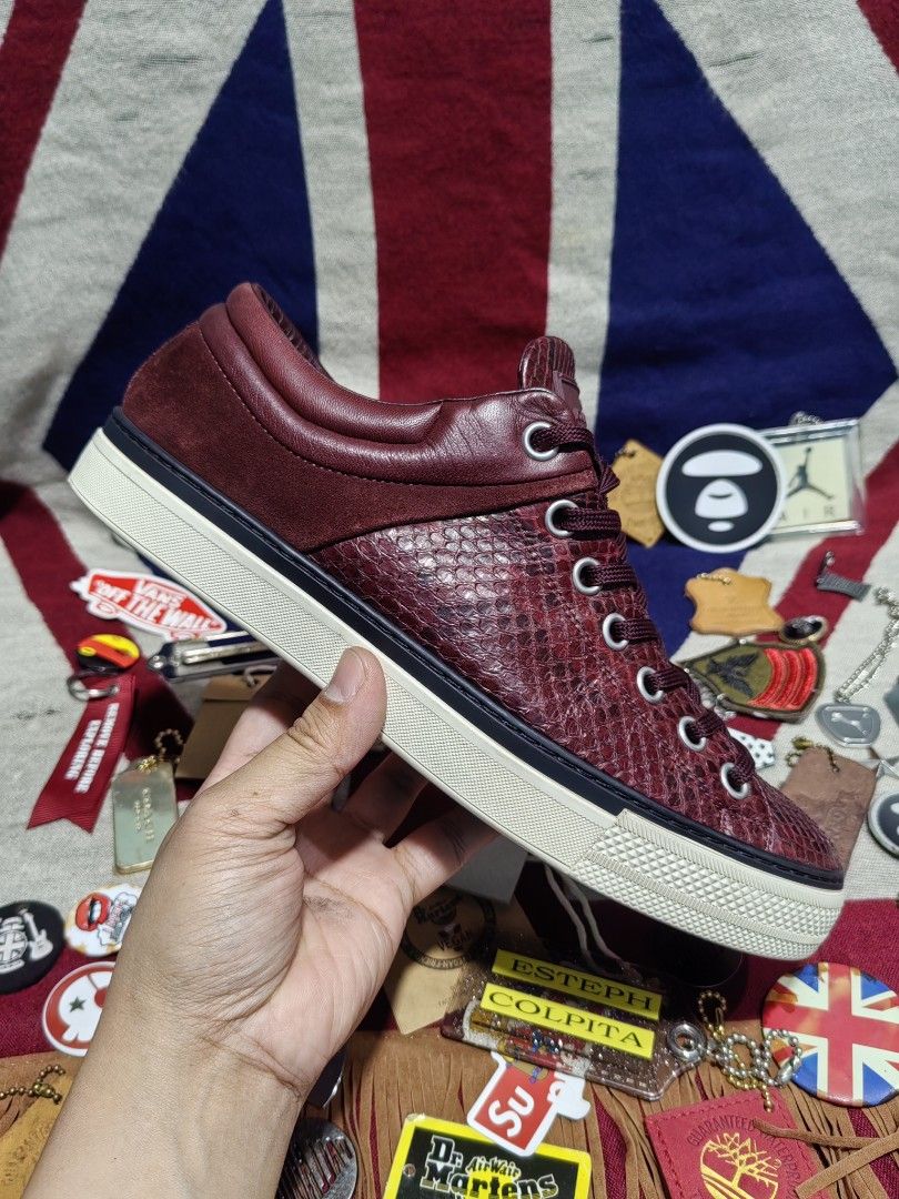 LOUIS VUITTON (Category: Sneakers) located in Baguio. Submitted by curated_luxe_brandeds (Listing ID 1471021979, Image 2). Description: LOUIS VUITTON AUTHENTIC PAIR US 7 MENS EUR 40 SEE PICS FOR DETAILS LIKE NEW CONDITION COLOR MAY VARY DUE TO LIGHTING MOP BDO /GCASH NO COD /COP PHYSICAL STORE :STALL 324A THIRD FLOOR SKYWORLD SESSION ROAD BAGUIO CITY FB PAGE /CAROUSELL : curated_luxe_brandeds FACEBOOK SELLING ACCOUNT : Esteph Colpita SA.