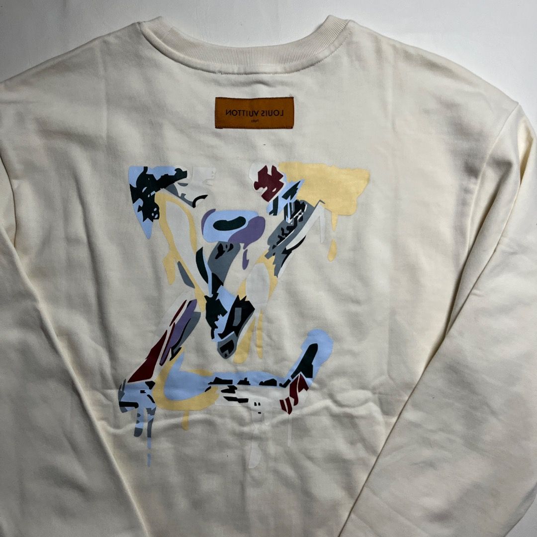 Louis Vuitton Melting Logo Cream Sweater (Category: Coats, Jackets and Outerwear) located in Caloocan City. Submitted by achilles_grails (Listing ID 1471047406, Image 2). Description: .
