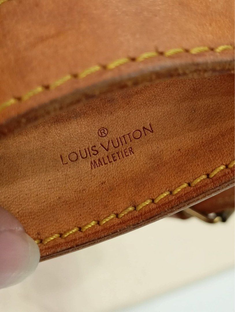 Louis Vuitton Monogram Keepall DuffleBag (Category: Luxury Bags & Wallets) located in Manila. Submitted by shinjohhn. (Listing ID 1471022250, Image 3). Description: Louis Vuitton Keepall Duffle Bag Excellent Condition Minimal Sign Of Usage But not abuse. RANK A / B J&T EXPRESS! .
