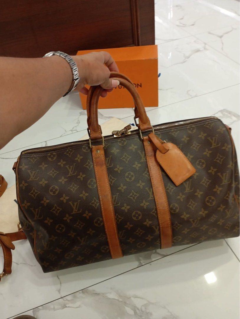 Louis Vuitton Monogram Keepall DuffleBag (Category: Luxury Bags & Wallets) located in Manila. Submitted by shinjohhn. (Listing ID 1471022250, Image 2). Description: Louis Vuitton Keepall Duffle Bag Excellent Condition Minimal Sign Of Usage But not abuse. RANK A / B J&T EXPRESS! .